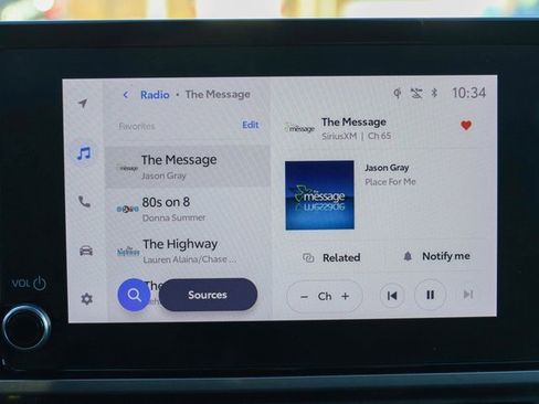 Used 2025 Toyota Camry LE image 23