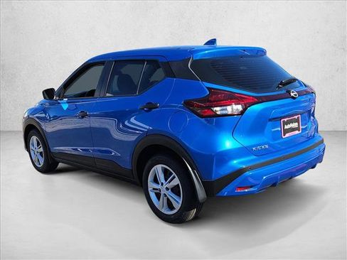 New 2025 Nissan Kicks Play S FWD image 7