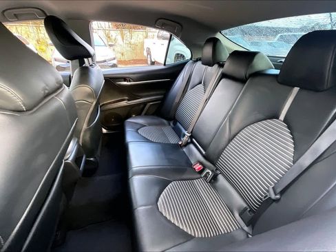 Used 2023 Toyota Camry SE w/ Convenience Package image 20