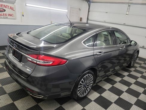 Used 2018 Ford Fusion Titanium AWD/4WD image 7