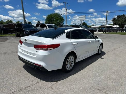 Used 2016 Kia Optima EX w/ Premium Package FWD image 3