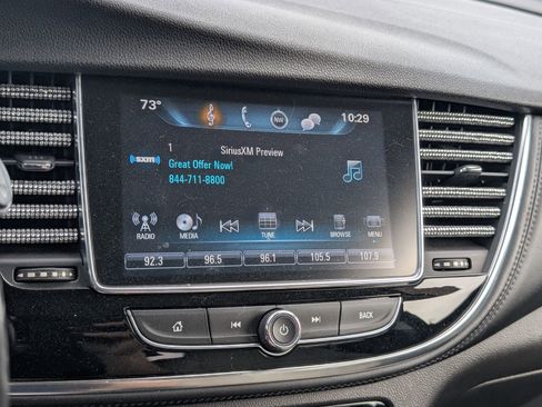 Used 2018 Buick Encore Essence image 8