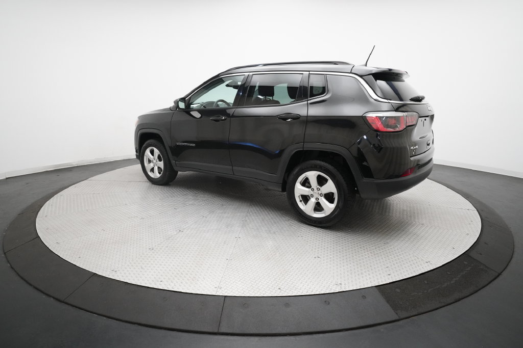 Used 2018 Jeep Compass Latitude w/ Popular Equipment Group AWD/4WD image 31