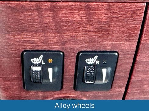 Used 2014 Toyota Sienna XLE image 24