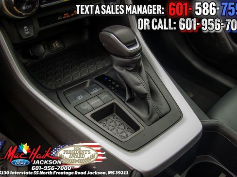 Used 2024 Toyota RAV4 XLE Premium FWD image 19