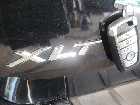 Used 2020 Ford Explorer XLT w/ Equipment Group 202A AWD/4WD image 41