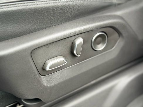 Used 2024 GMC Sierra 1500 Denali w/ Denali Reserve Package image 15