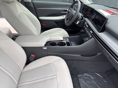New 2026 Hyundai Sonata SEL FWD image 16