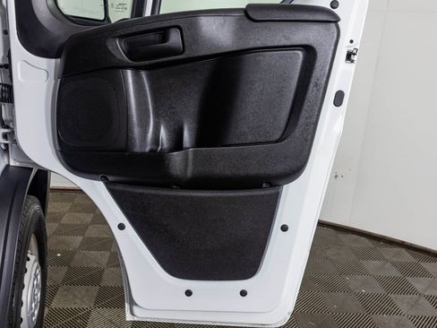 Used 2025 RAM ProMaster 2500 w/ Convenience Group FWD image 36
