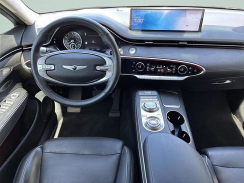 Used 2023 Genesis GV70 2.5T w/ Advanced Package AWD/4WD image 19