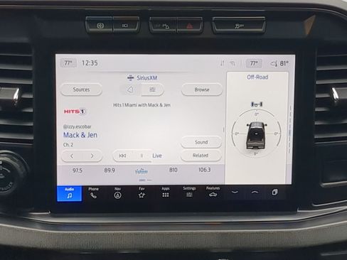 Used 2024 Ford F250 Platinum image 16