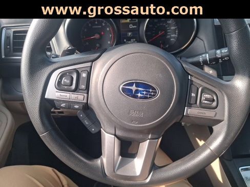 Used 2017 Subaru Outback 2.5i image 4