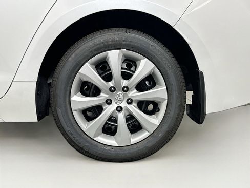 Used 2026 Toyota Corolla LE FWD image 11