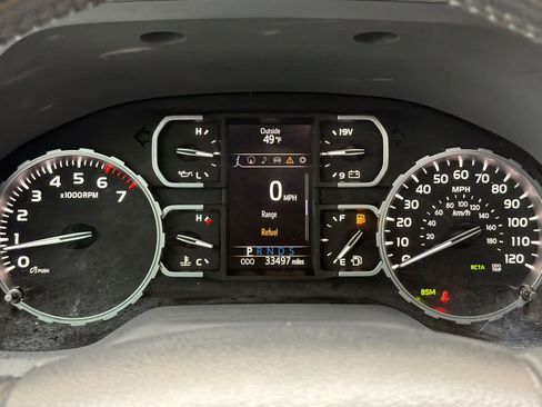 Used 2018 Toyota Tundra Platinum AWD/4WD image 25