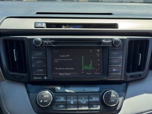 Used 2014 Toyota RAV4 XLE FWD image 3