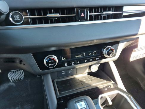 New 2026 Mitsubishi Outlander ES image 24