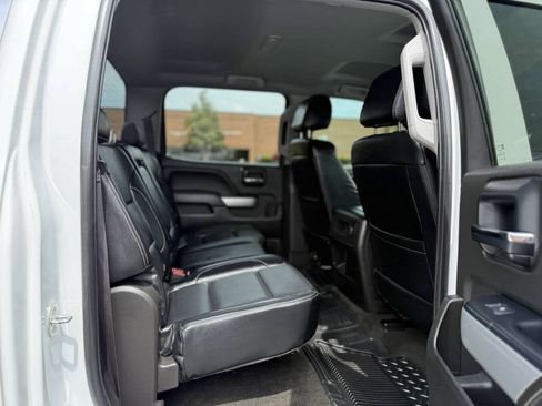 Used 2017 Chevrolet Silverado 1500 LT w/ True North Edition AWD/4WD image 15