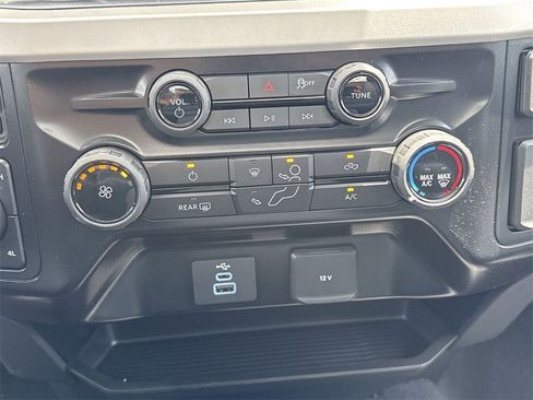 New 2025 Ford F350 XLT w/ FX4 Off-Road Package image 13