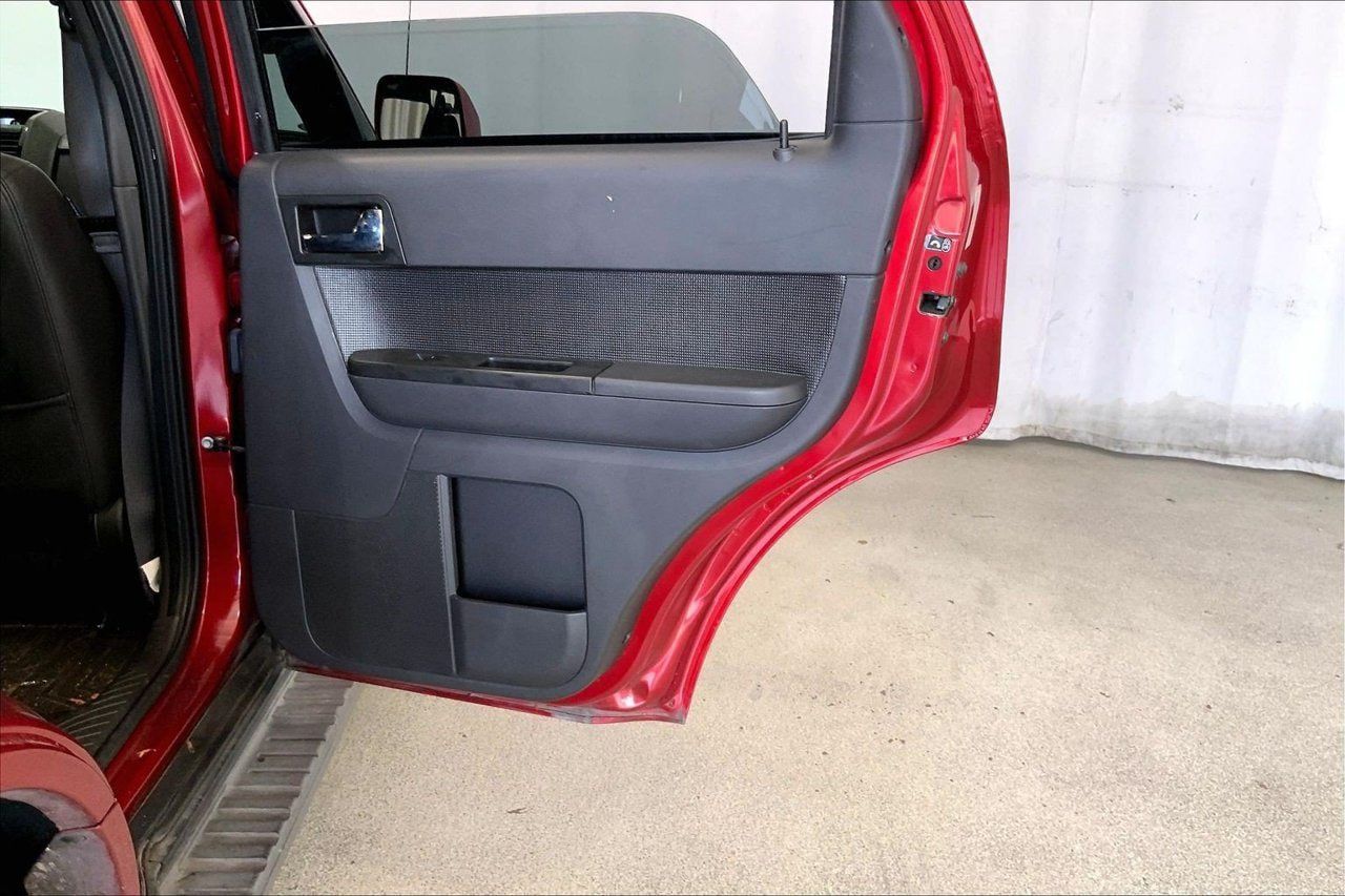 Used 2012 Ford Escape Limited FWD image 23