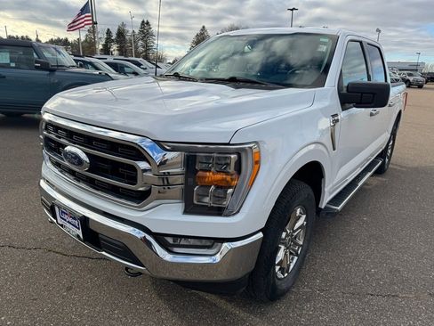 Certified 2022 Ford F150 XLT w/ Equipment Group 302A High image 8