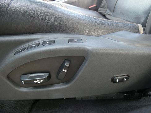 Used 2017 Volvo XC60 T5 Dynamic w/ Preferred Option Package image 44