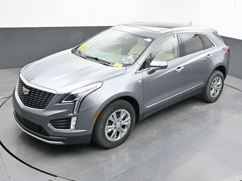 Used 2021 Cadillac XT5 Premium Luxury w/ LPO, Floor Liner Package AWD/4WD image 41