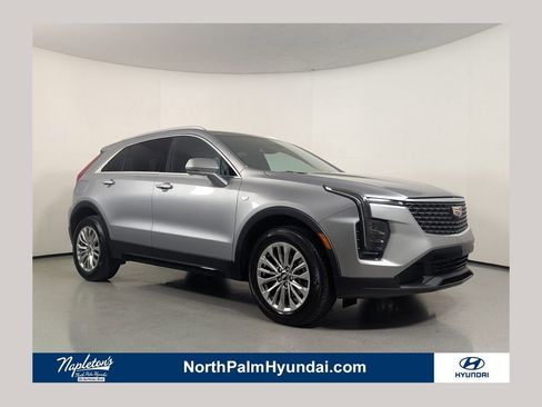 Used 2024 Cadillac XT4 Premium Luxury FWD image 1