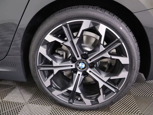 New 2026 BMW 330i Sedan w/ M Sport Package image 32