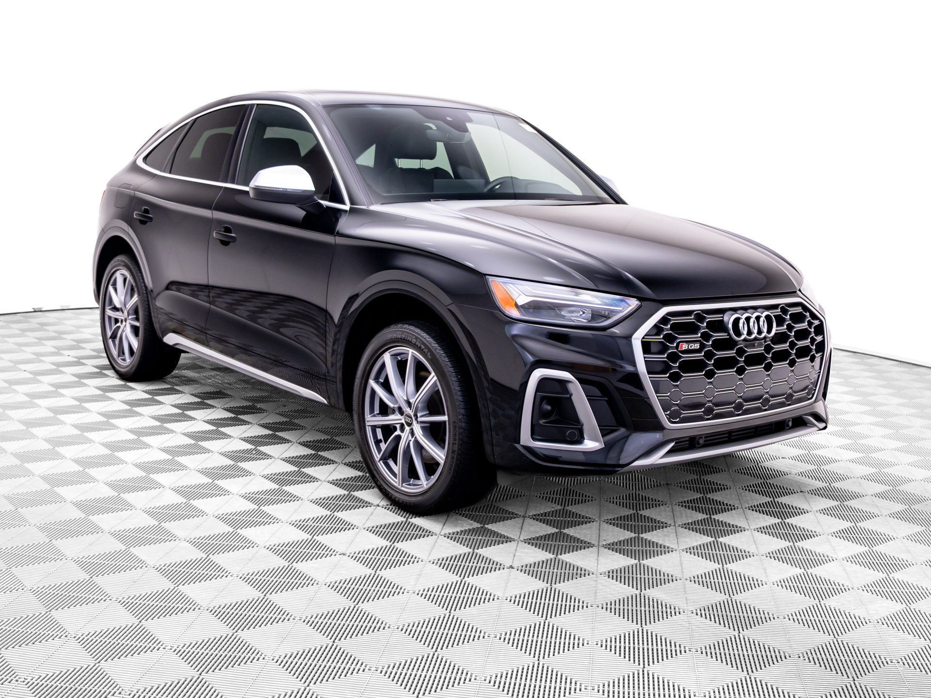 Used 2022 Audi SQ5 Premium Plus w/ Premium Plus Package AWD/4WD image 7