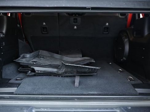 Used 2020 Jeep Wrangler Unlimited Rubicon w/ Quick Order Package 28Y Recon image 29