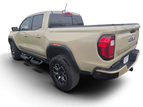 Used 2024 GMC Canyon AT4X AWD/4WD image 3