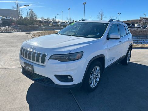 Used 2019 Jeep Cherokee Latitude w/ Popular Appearance Group image 3