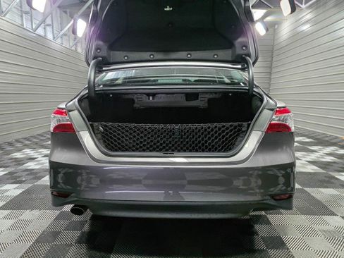 Used 2019 Toyota Camry XLE image 36