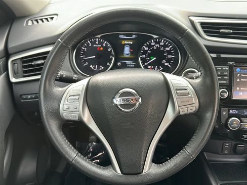 Used 2016 Nissan Rogue SL FWD image 30