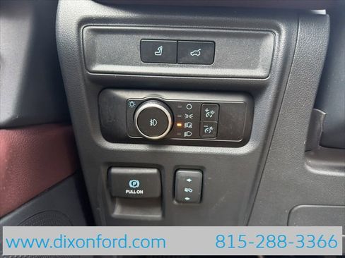 Used 2023 Ford Expedition Max Limited image 18