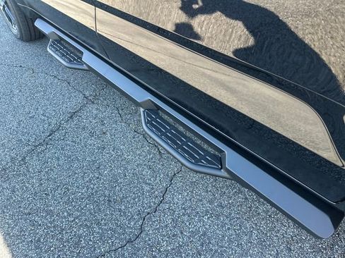 New 2026 Toyota Tundra Limited AWD/4WD image 10