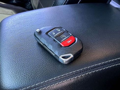 Used 2023 Jeep Wrangler Unlimited Sahara w/ Cold Weather Group image 34