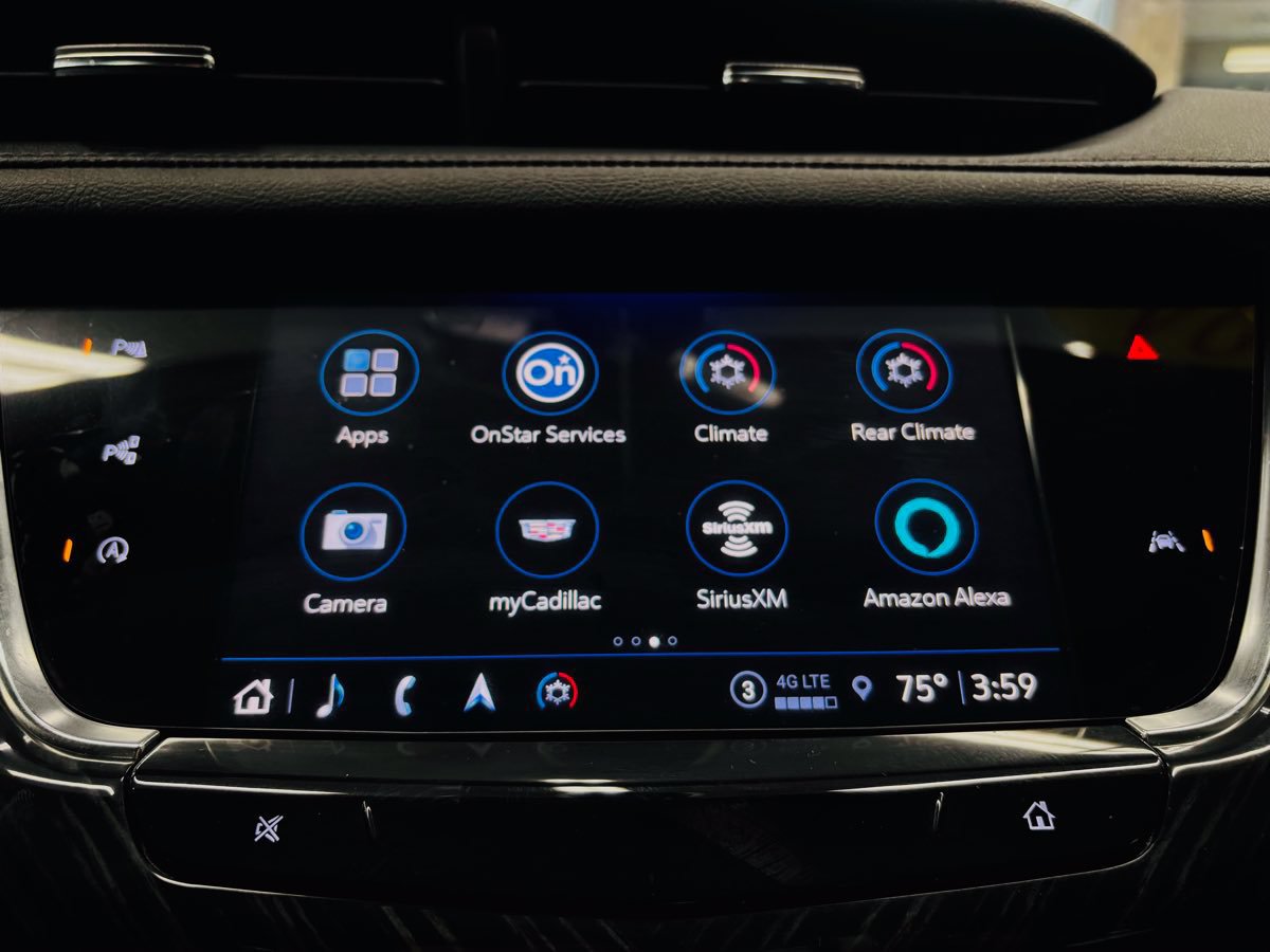 Used 2024 Cadillac XT6 Premium Luxury w/ Technology Package FWD image 65