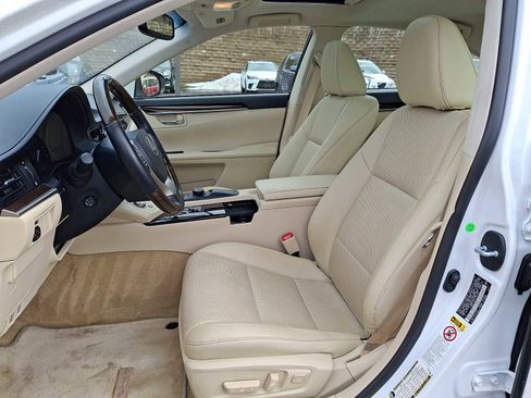 Used 2015 Lexus ES 350 w/ Premium Package image 10