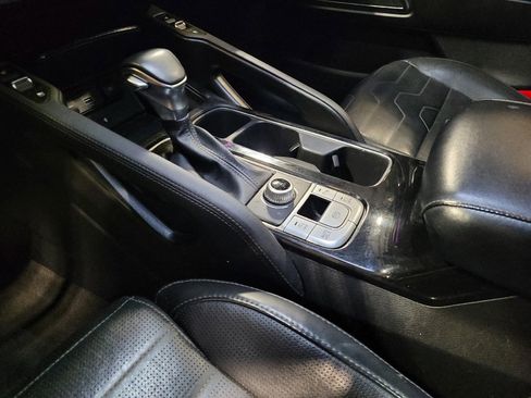 Used 2021 Kia Telluride SX w/ SX Prestige Package image 26