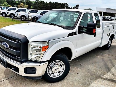 Used 2015 Ford F350 XL image 3