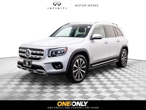 Used 2022 Mercedes-Benz GLB 250 4MATIC image 1