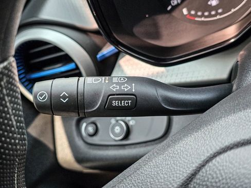 Used 2024 Chevrolet Trax LS w/ LS Convenience Package image 20