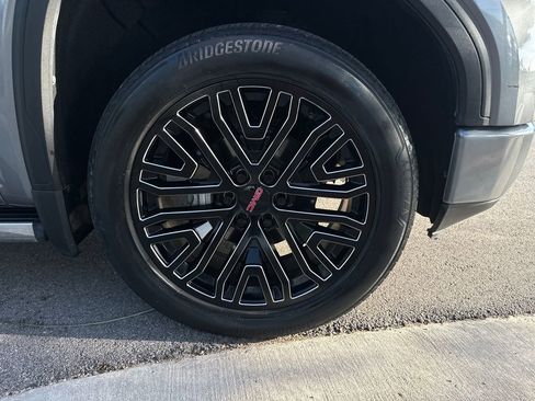 Used 2022 GMC Sierra 1500 Denali w/ Denali Reserve Package AWD/4WD image 15