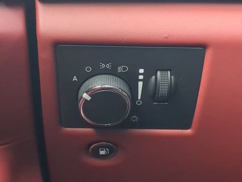 Used 2019 Jeep Grand Cherokee Trackhawk AWD/4WD image 29