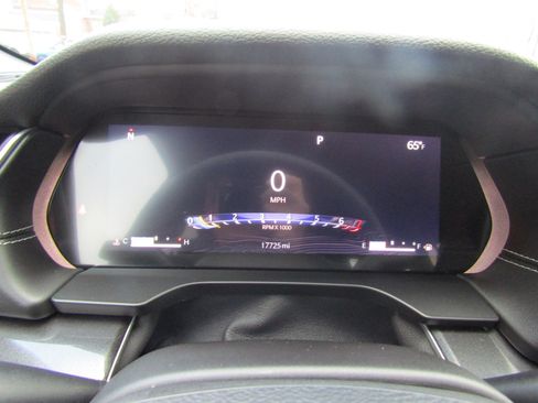 Used 2023 Jeep Grand Cherokee L Laredo image 21