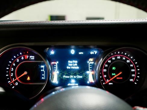 Used 2019 Jeep Wrangler Unlimited Rubicon w/ Dual Top Group image 15