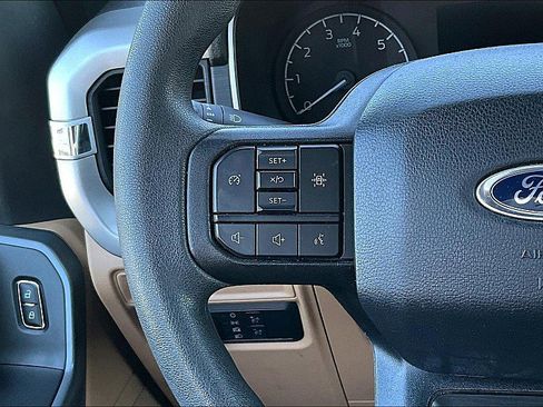 Used 2022 Ford F150 XLT w/ Trailer Tow Package image 21