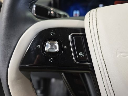 Used 2025 Lincoln Aviator Reserve w/ Illumination Package image 20