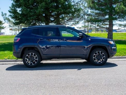 Used 2021 Jeep Compass Trailhawk AWD/4WD image 7
